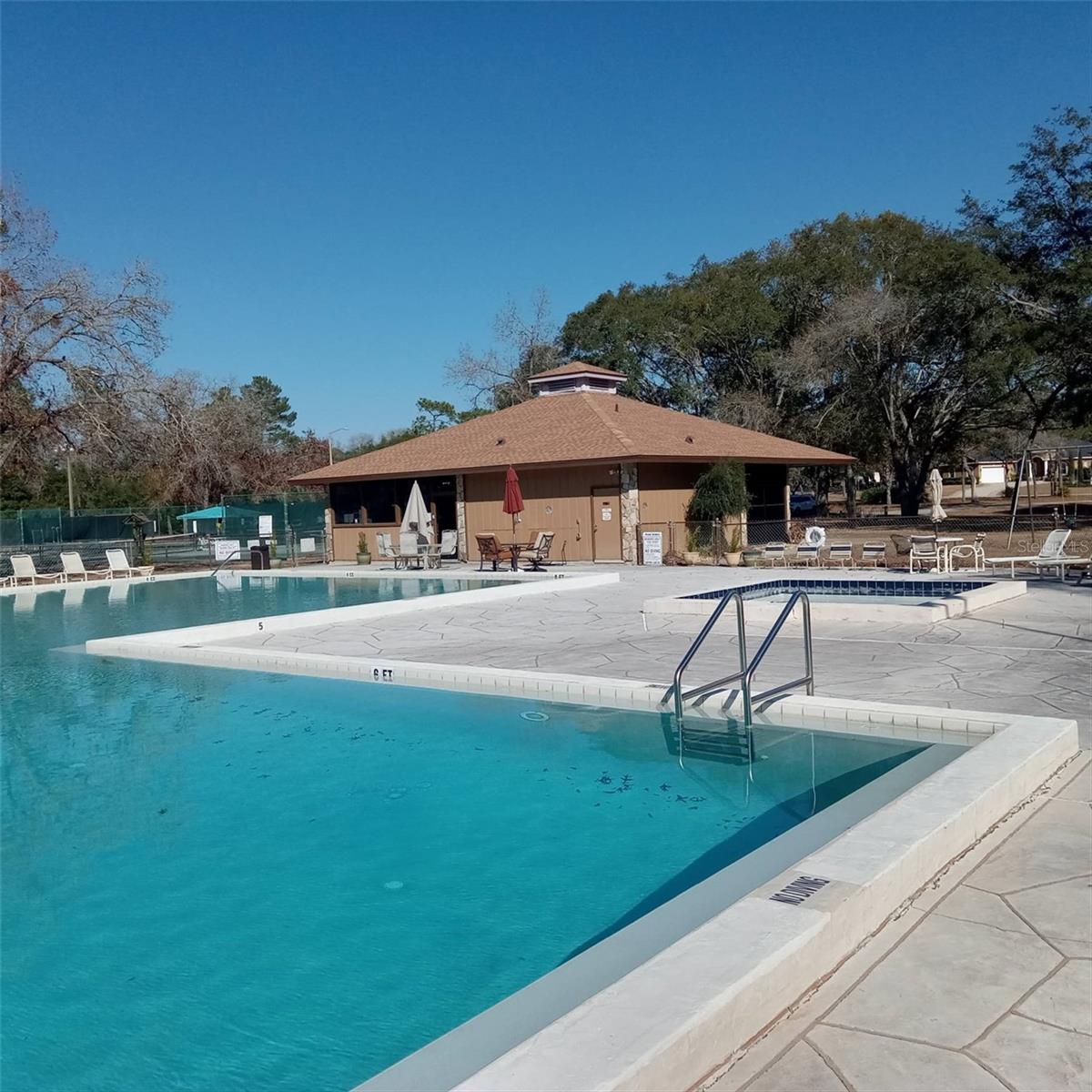 Image 60 of 61 For 14 Carnation Court