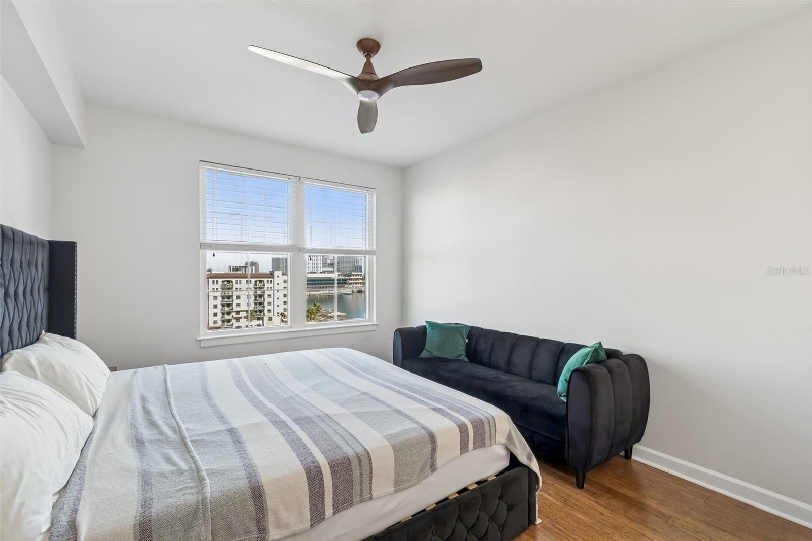 Image 30 of 69 For 345 Bayshore Boulevard 906