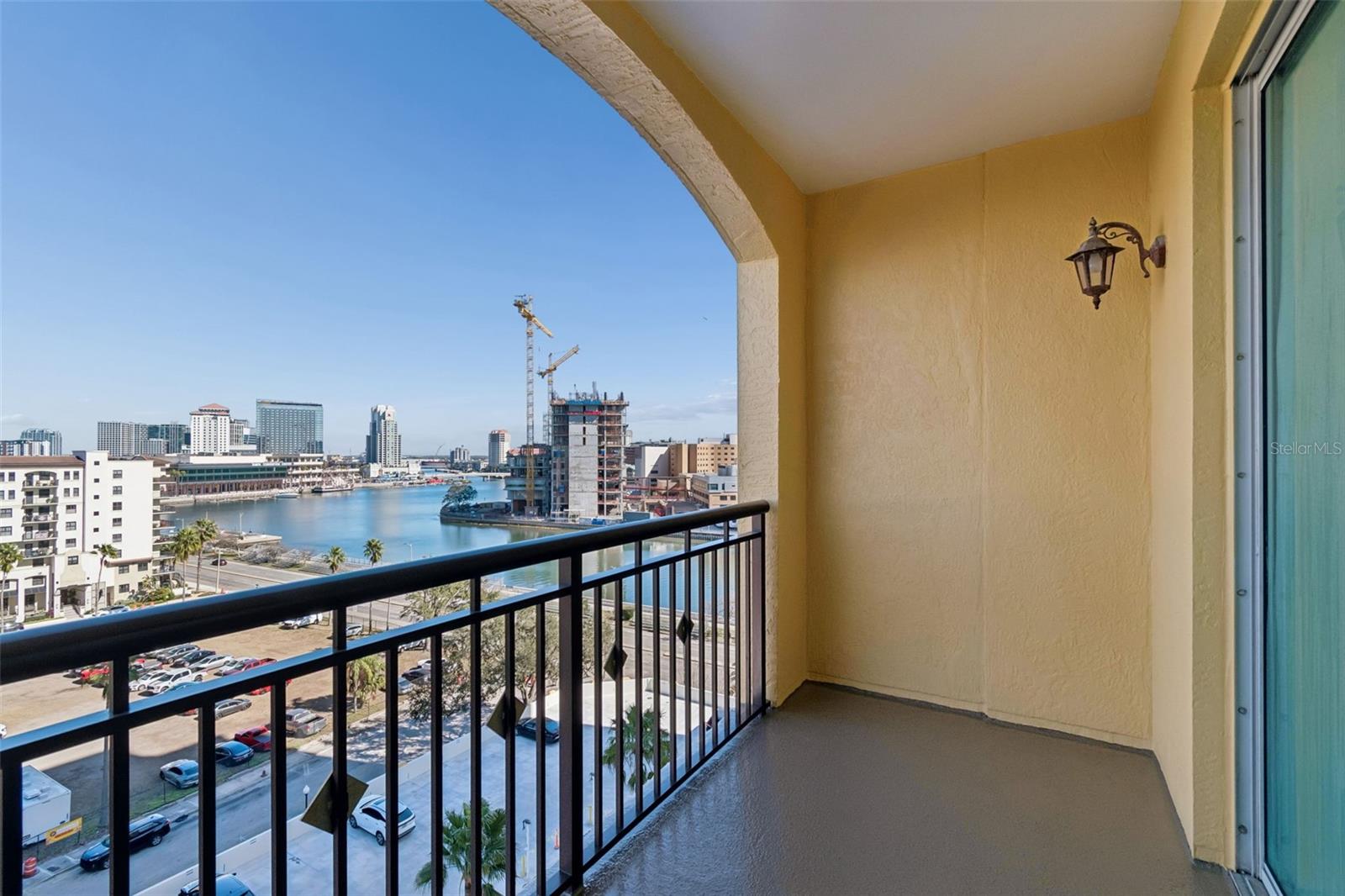 Image 37 of 69 For 345 Bayshore Boulevard 906