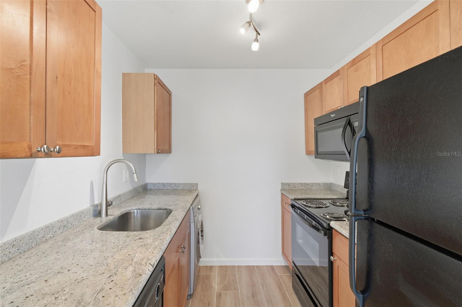 Image 13 of 43 For 5011 Starfish Drive Se D