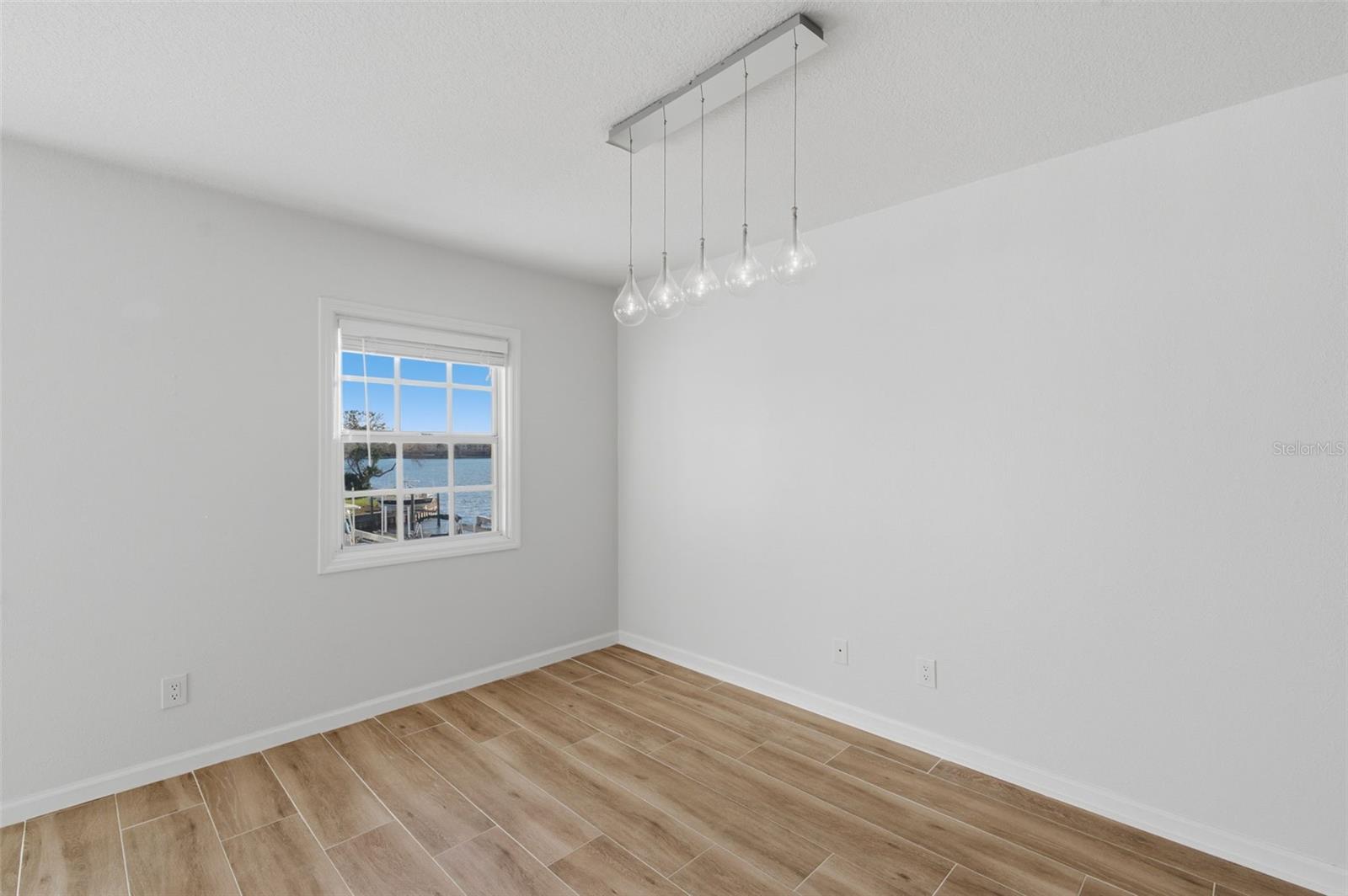 Image 7 of 43 For 5011 Starfish Drive Se D