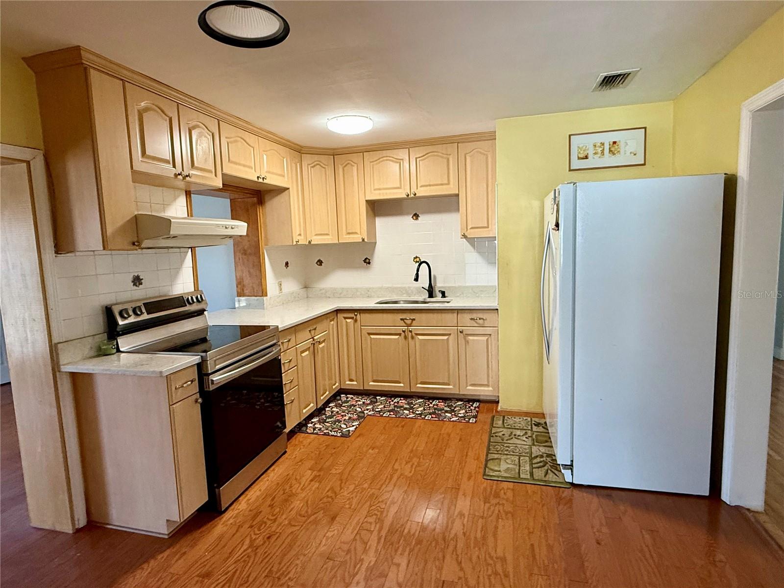 Image 4 of 16 For 4313 Hubert Avenue