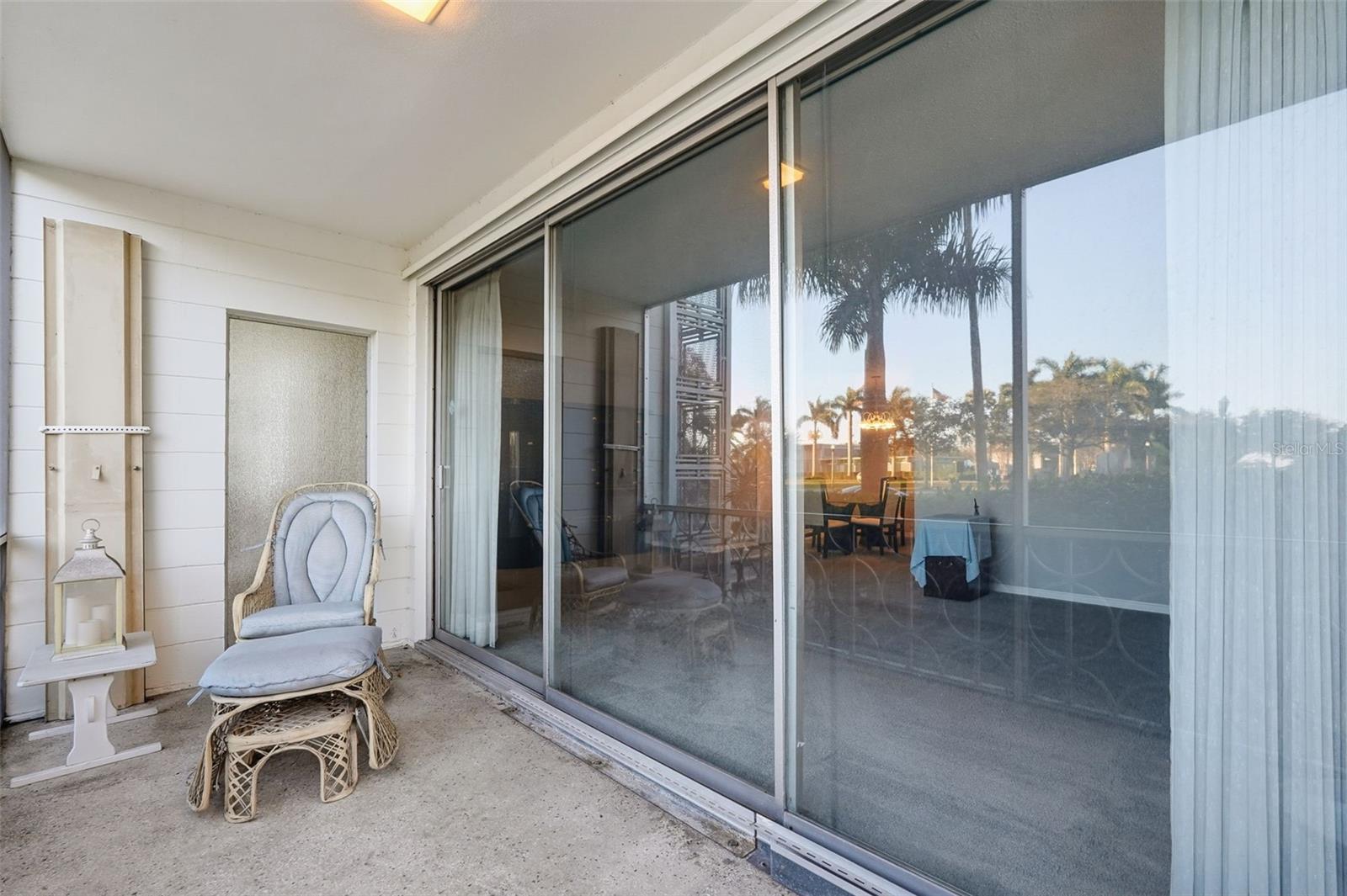 Image 34 of 37 For 1000 Shore Drive Ne 2