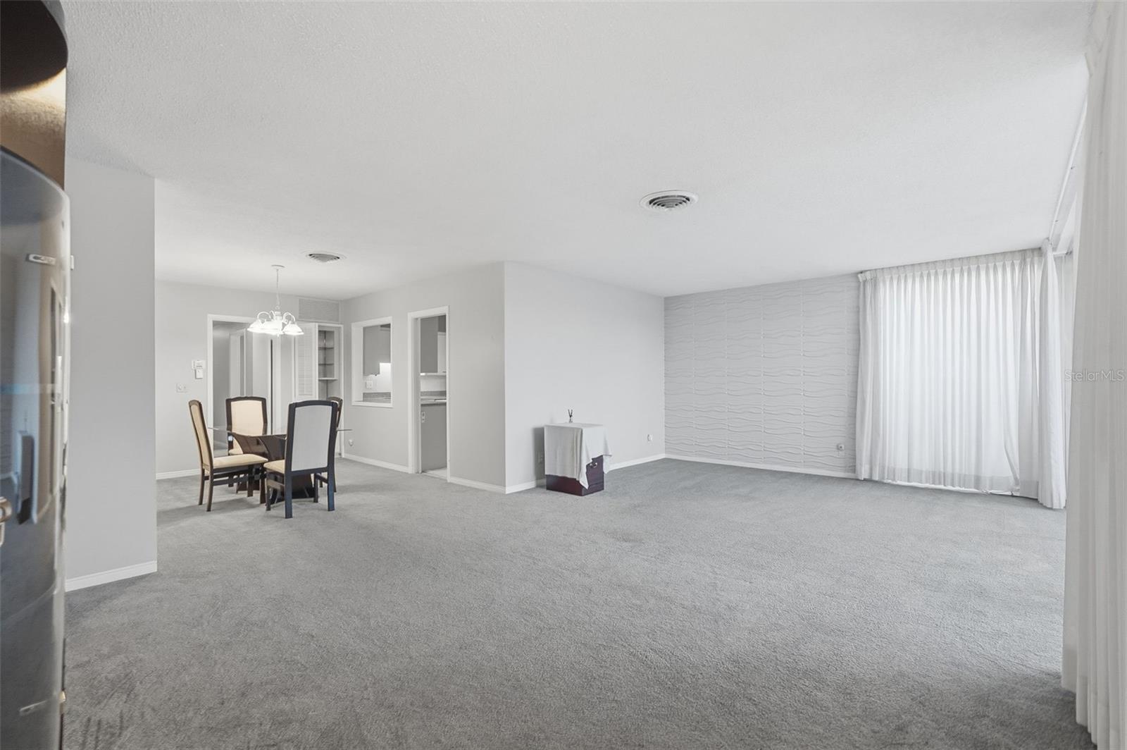 Image 9 of 37 For 1000 Shore Drive Ne 2