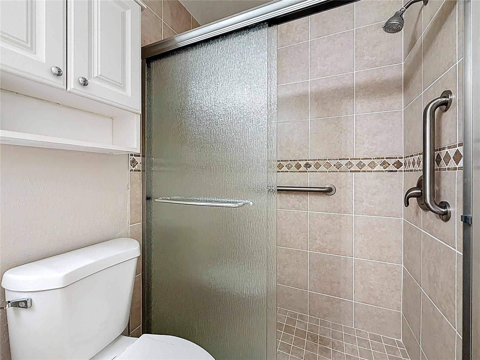 Image 20 of 46 For 6747 Cape Hatteras Way Ne 4