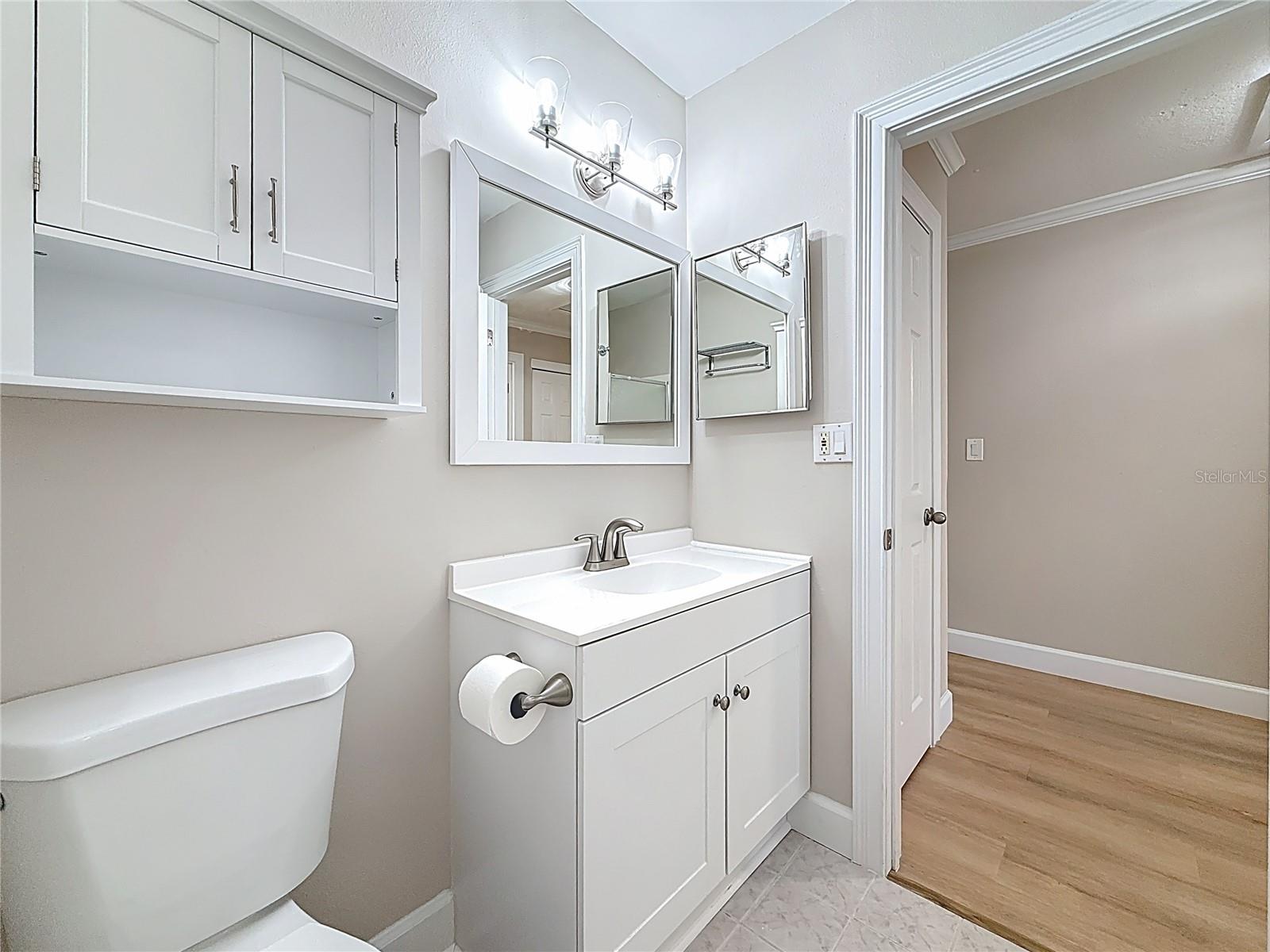 Image 28 of 46 For 6747 Cape Hatteras Way Ne 4