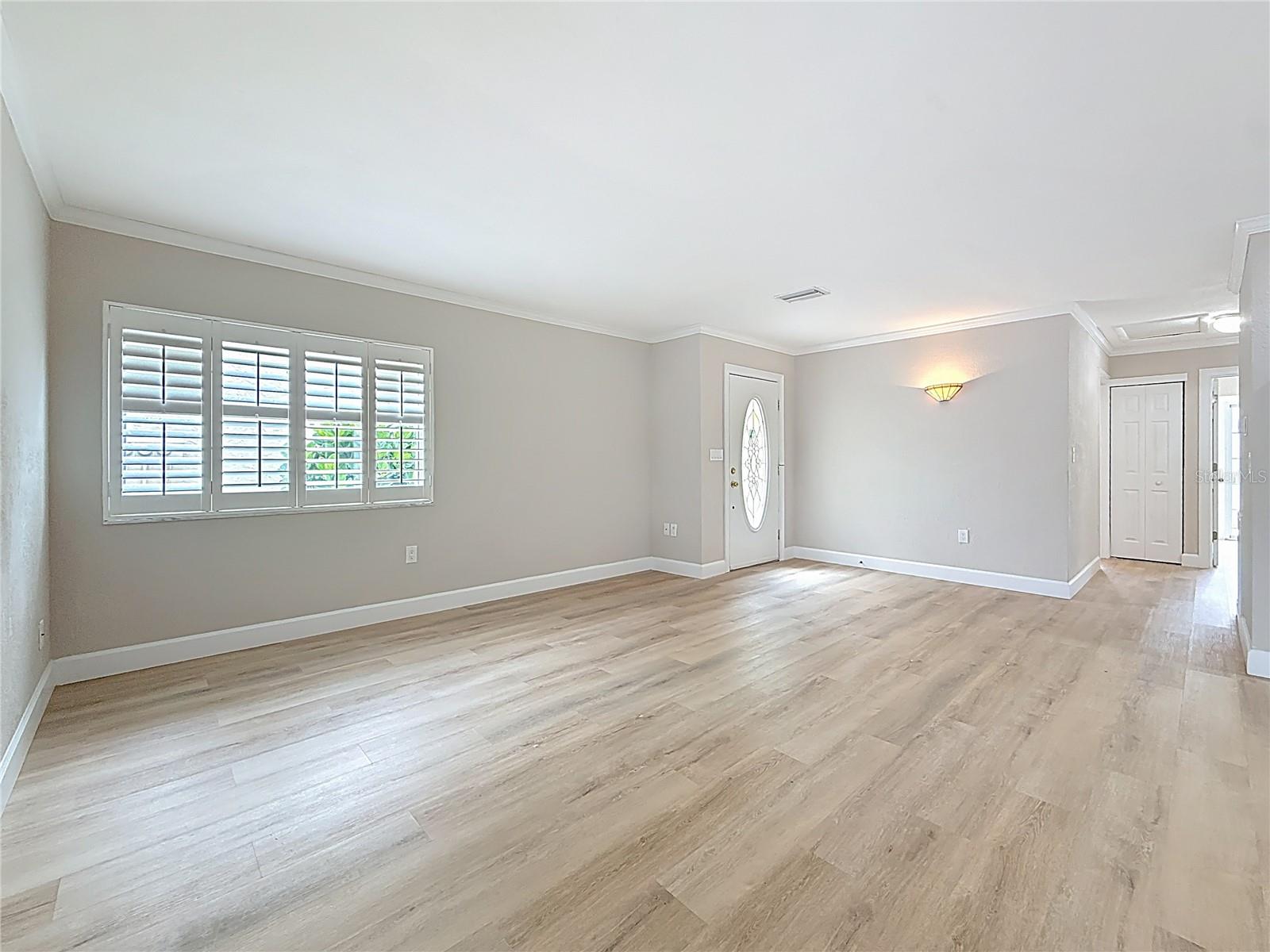 Image 7 of 46 For 6747 Cape Hatteras Way Ne 4