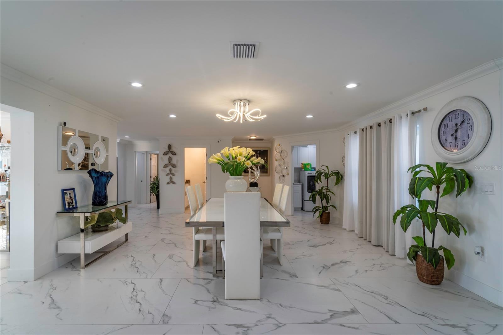 Image 8 of 24 For 320 Harbor Passage