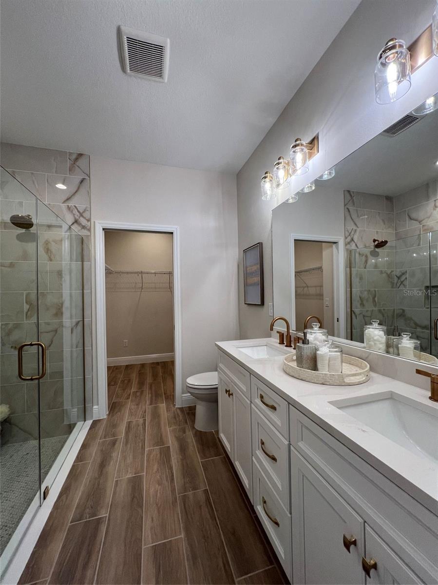 Image 17 of 26 For 7709 93rd Street N