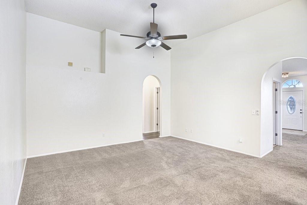 Image 11 of 34 For 8924 Metheny Circle