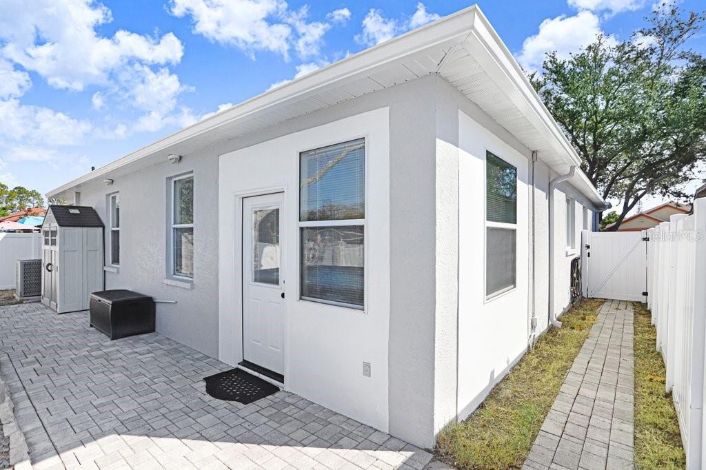 Image 29 of 34 For 8924 Metheny Circle