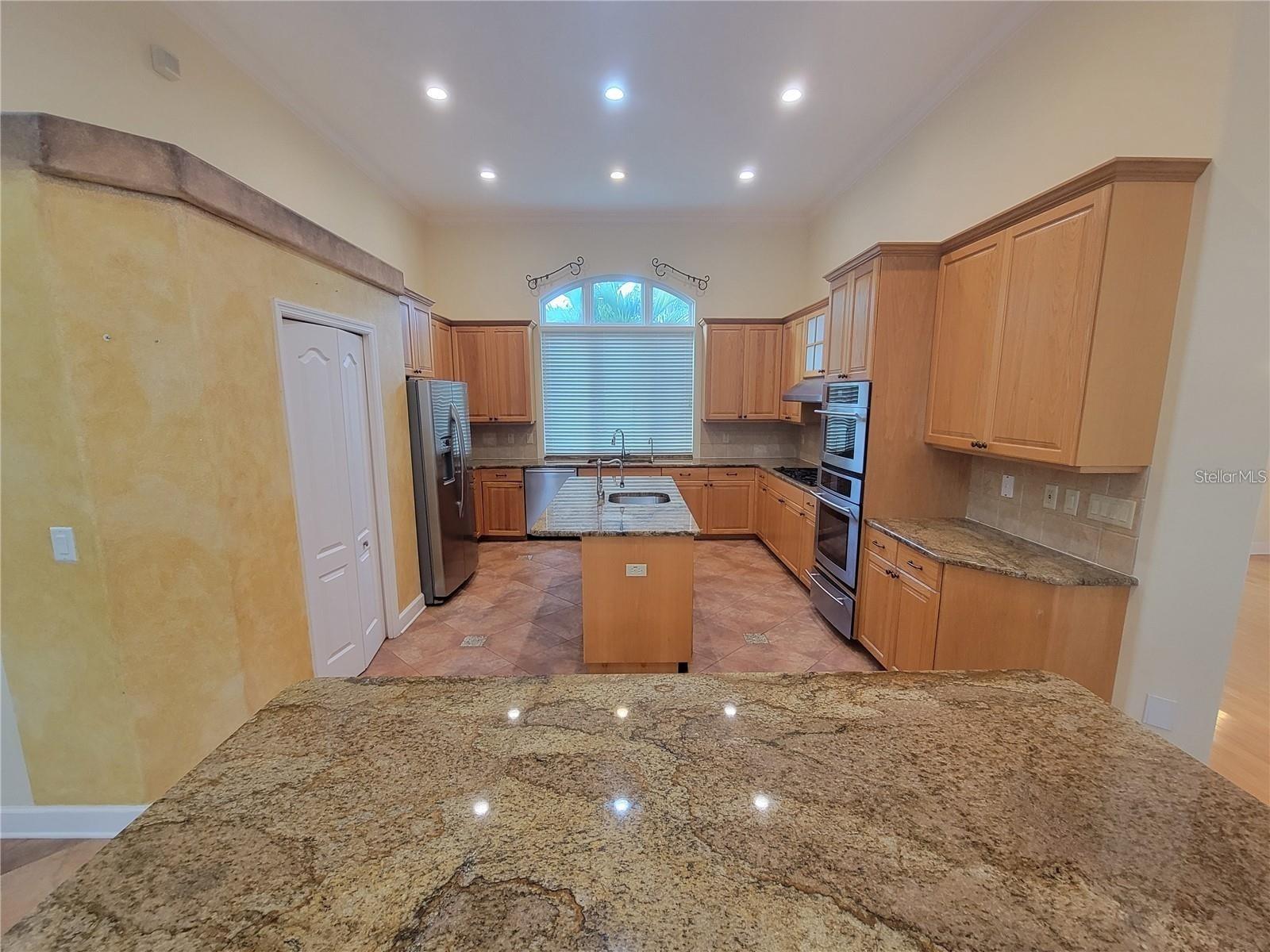 Image 20 of 68 For 10209 Thurston Groves Boulevard