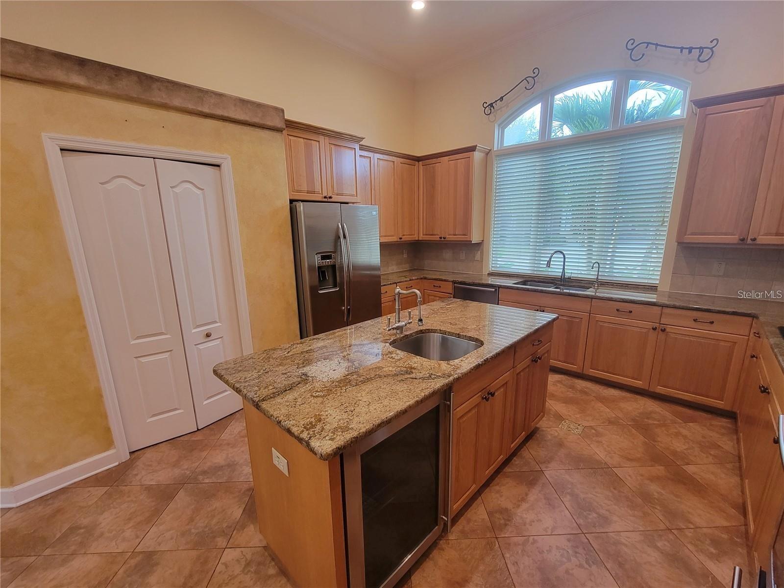 Image 22 of 68 For 10209 Thurston Groves Boulevard