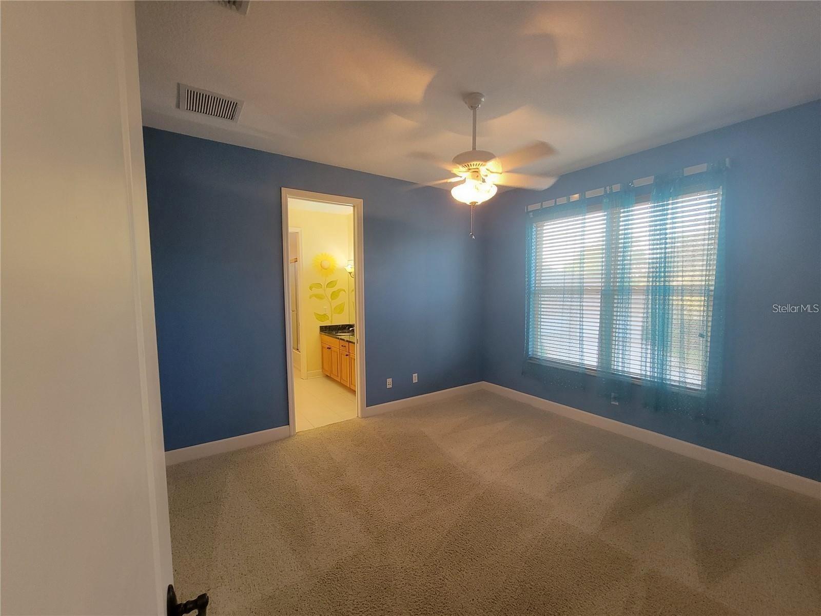 Image 31 of 68 For 10209 Thurston Groves Boulevard