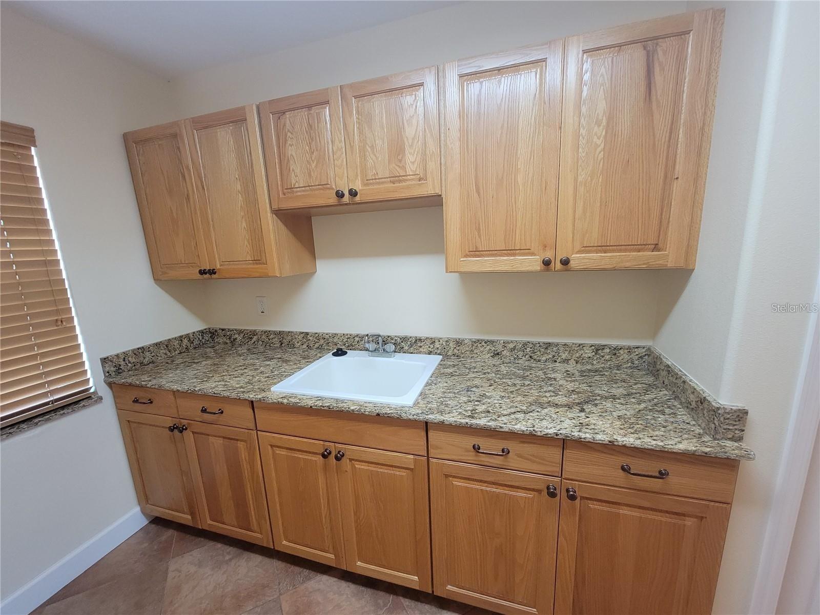 Image 42 of 68 For 10209 Thurston Groves Boulevard