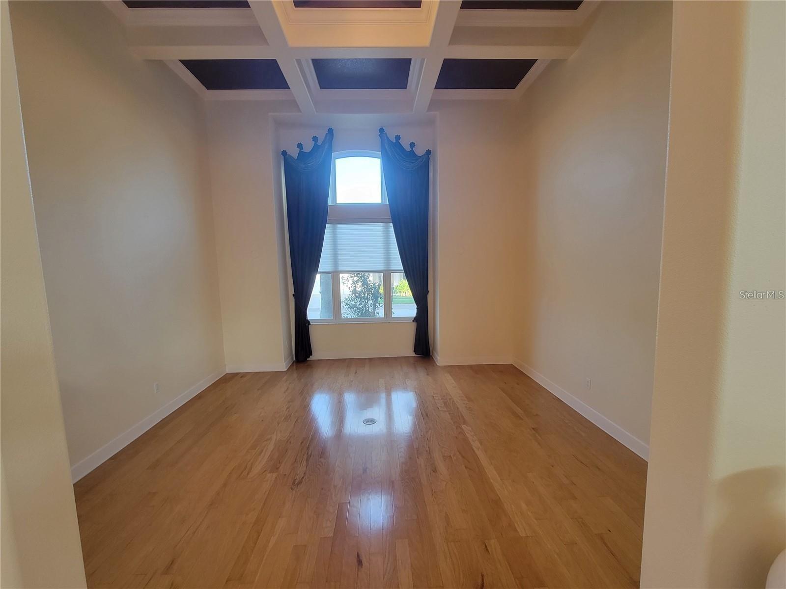 Image 49 of 68 For 10209 Thurston Groves Boulevard