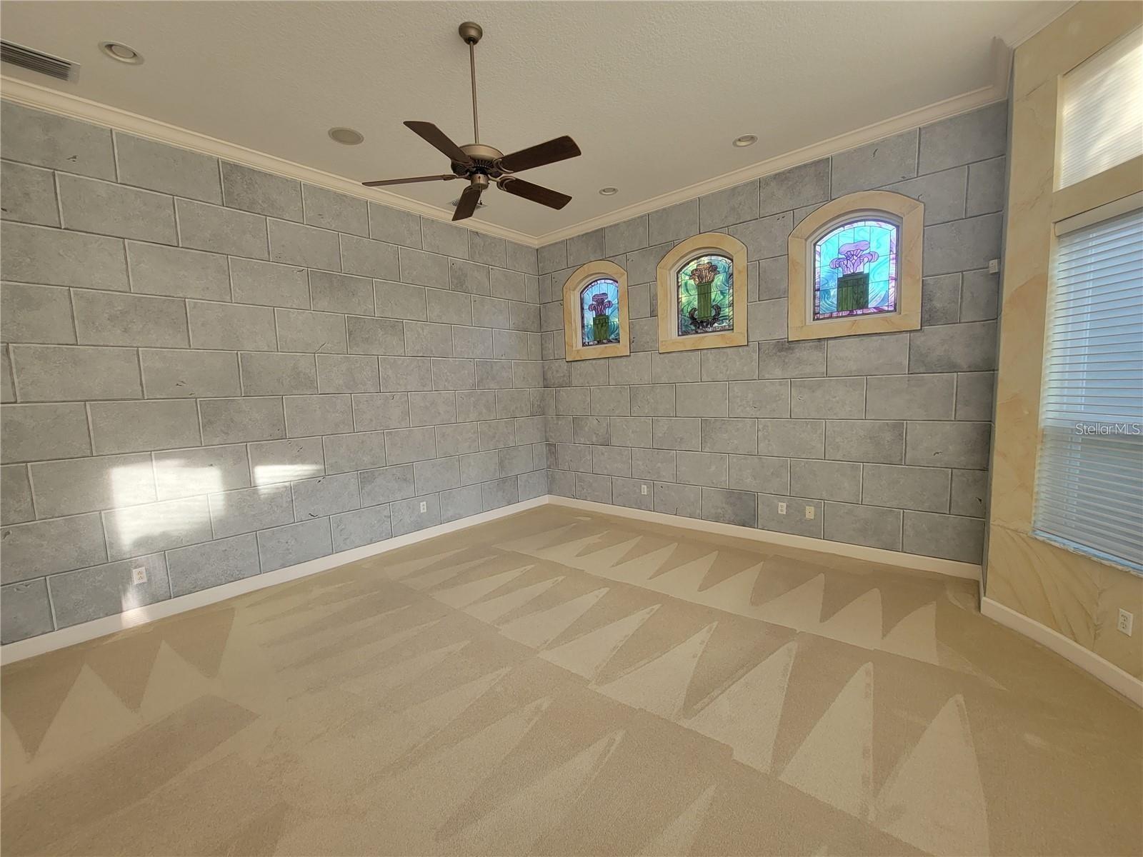 Image 53 of 68 For 10209 Thurston Groves Boulevard