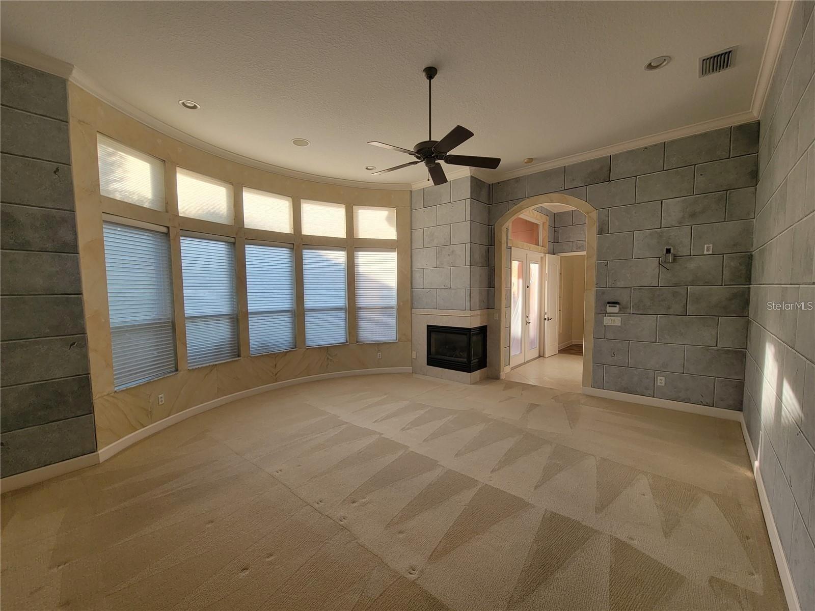 Image 55 of 68 For 10209 Thurston Groves Boulevard