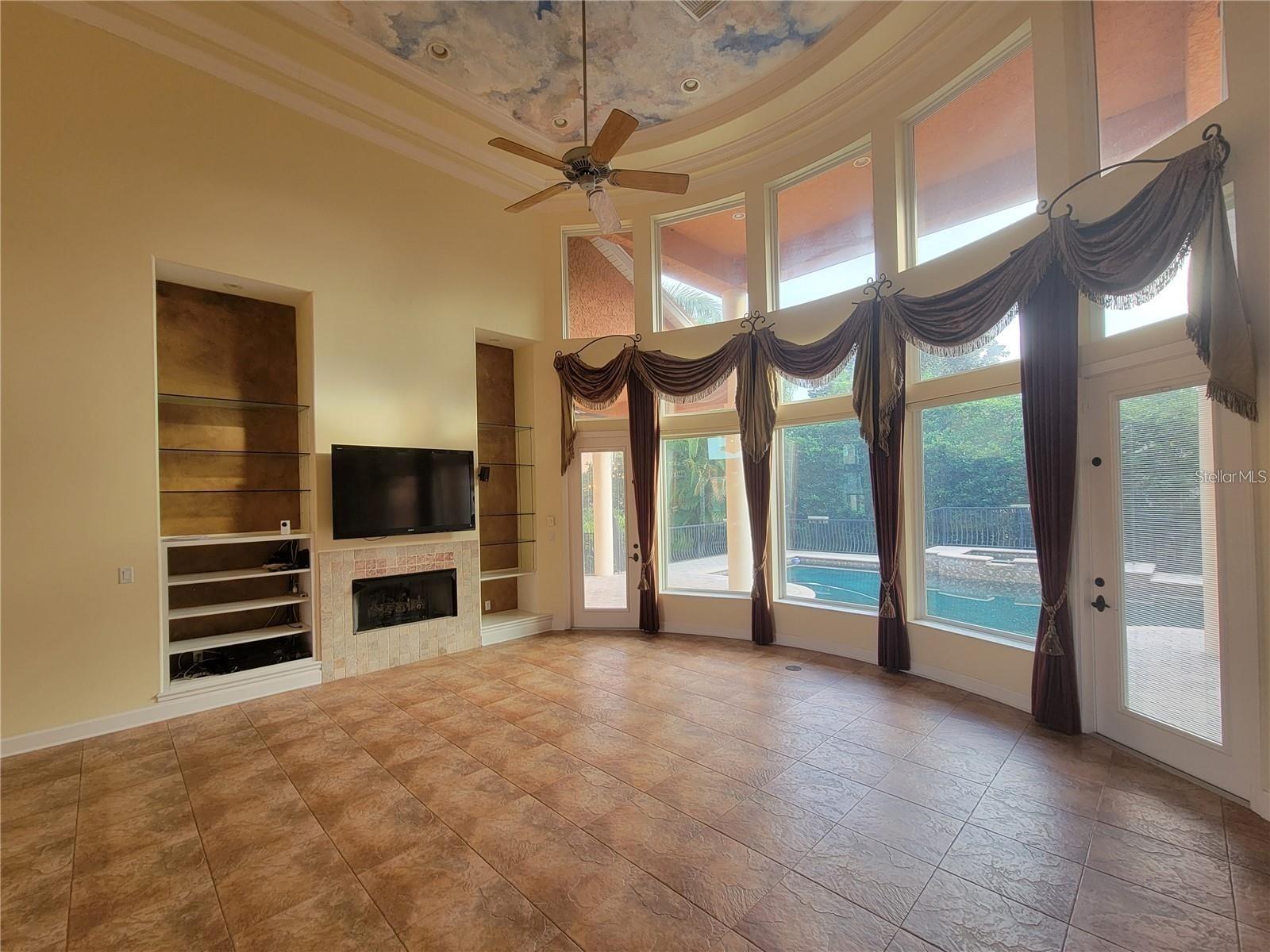 Image 6 of 68 For 10209 Thurston Groves Boulevard