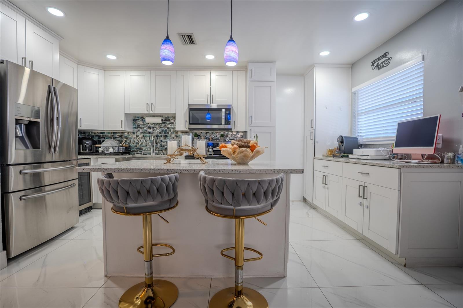 Image 3 of 10 For 6480 34th Terrace N