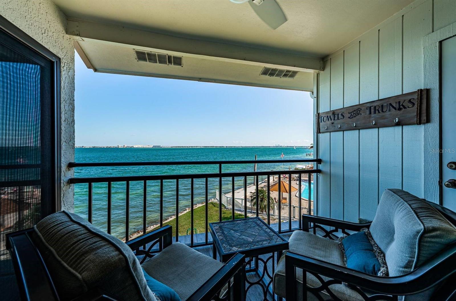 Image 15 of 19 For 6265 Sun Boulevard 309