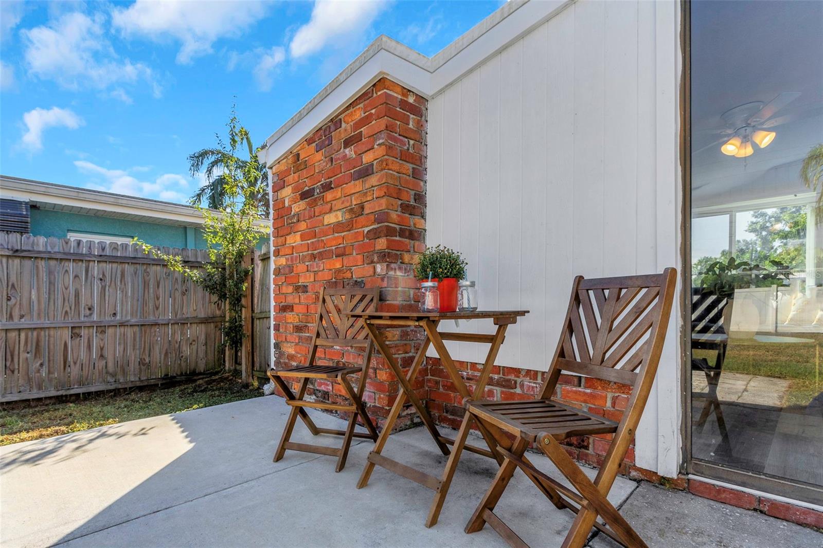 Image 19 of 19 For 676 Orangewood Drive