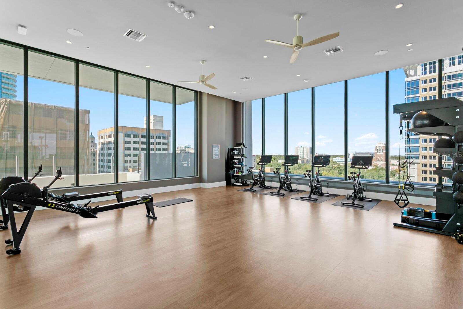 Image 23 of 65 For 275 1st Avenue S 1604