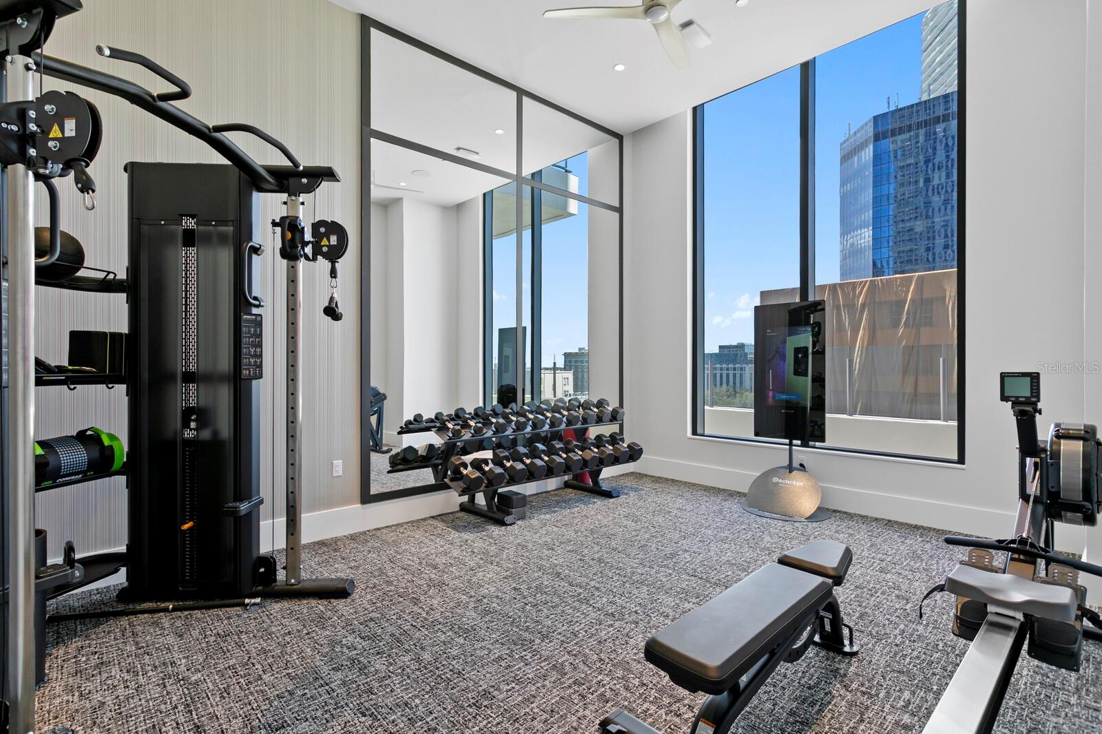 Image 24 of 65 For 275 1st Avenue S 1604