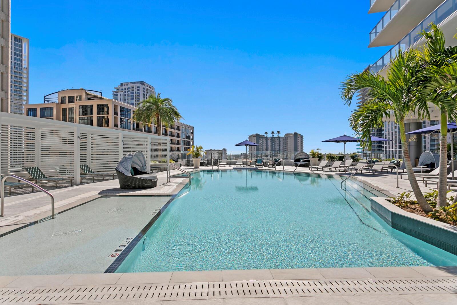 Image 27 of 65 For 275 1st Avenue S 1604