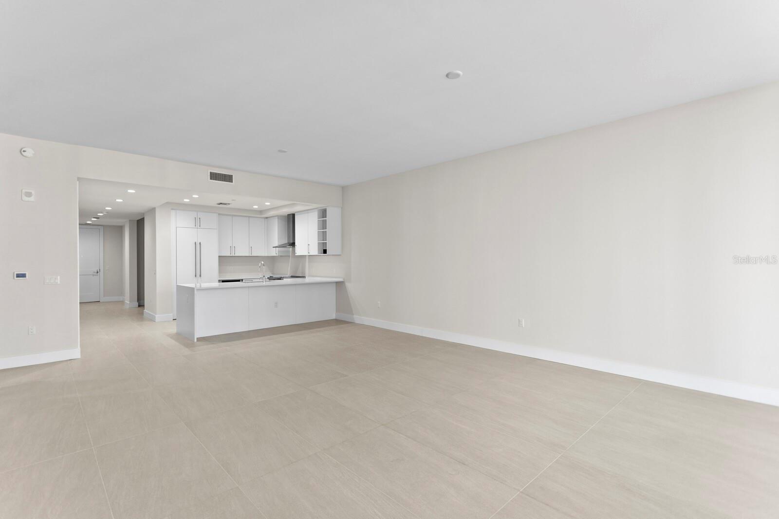 Image 39 of 65 For 275 1st Avenue S 1604