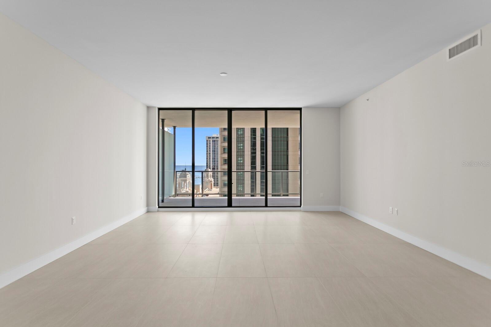 Image 54 of 65 For 275 1st Avenue S 1604