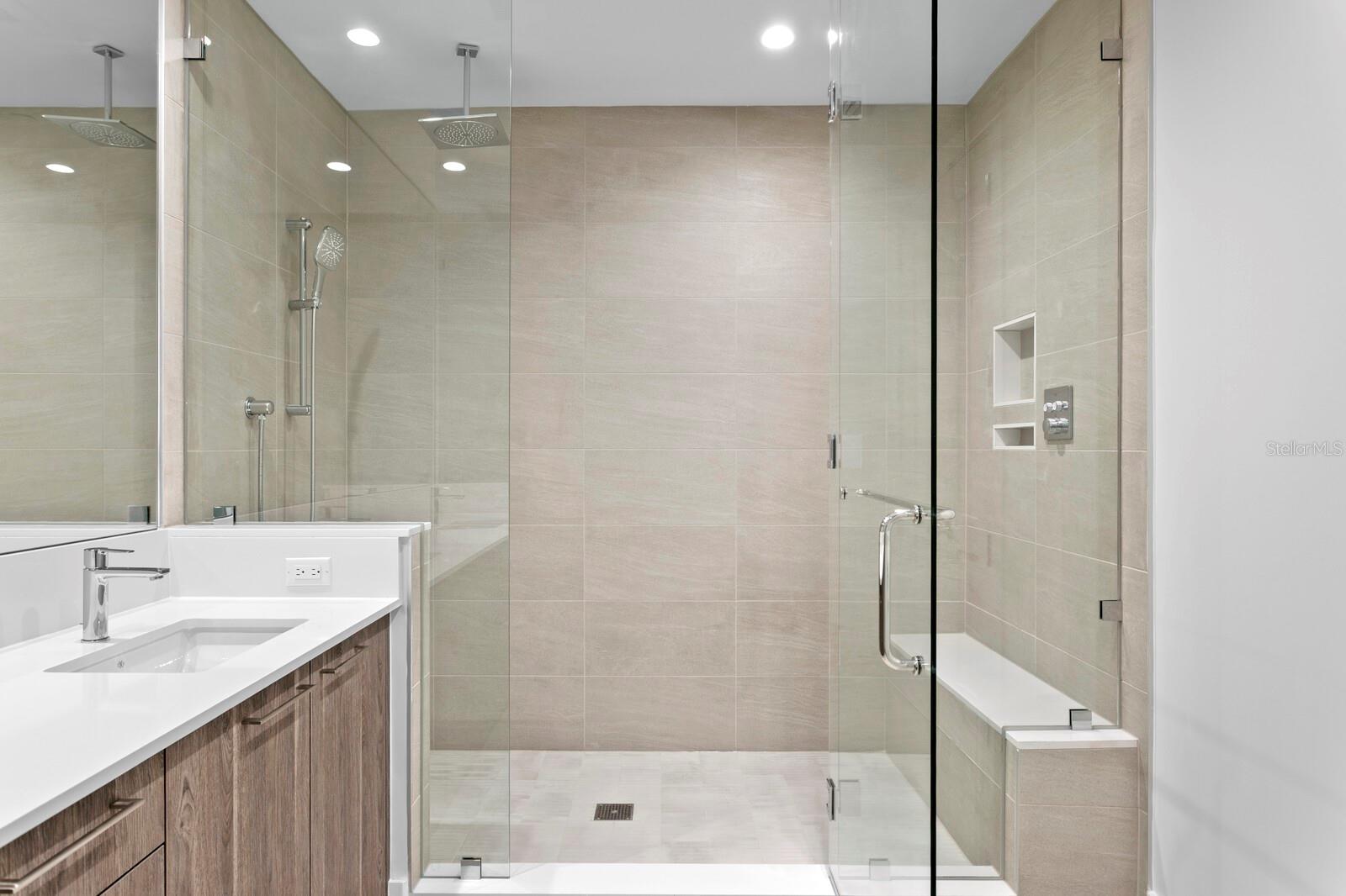 Image 58 of 65 For 275 1st Avenue S 1604