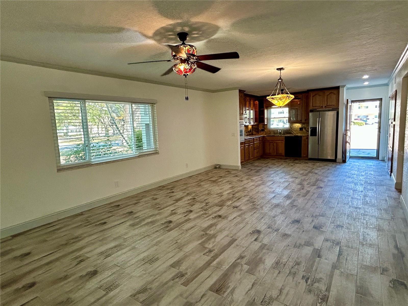 Image 17 of 61 For 2261 Swedish Drive 21