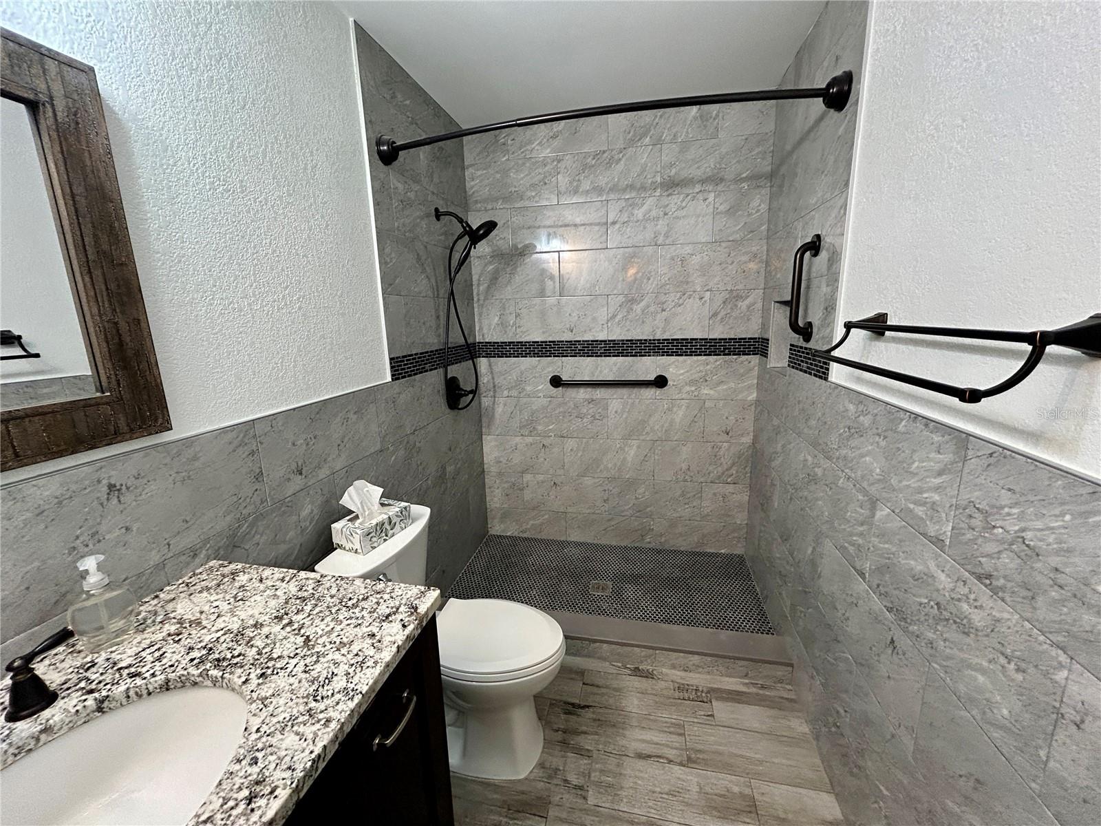 Image 26 of 61 For 2261 Swedish Drive 21