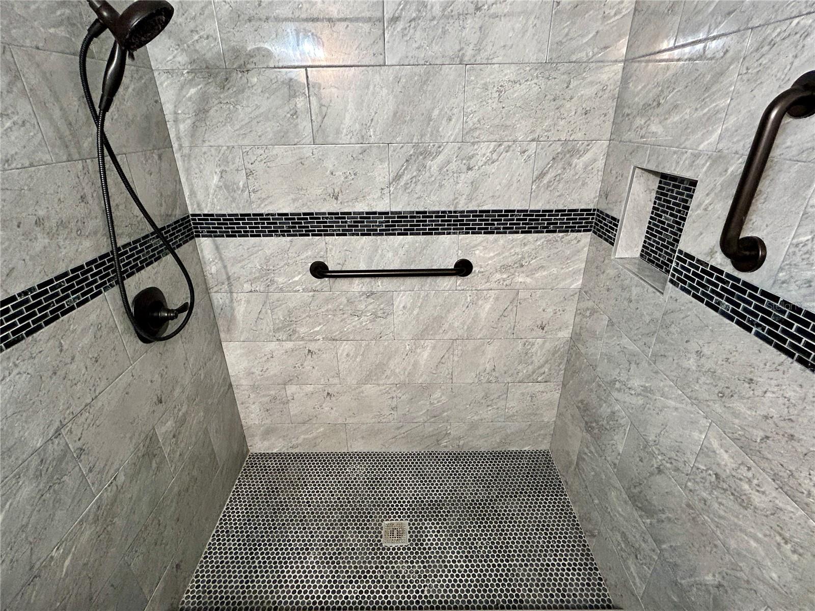 Image 28 of 61 For 2261 Swedish Drive 21