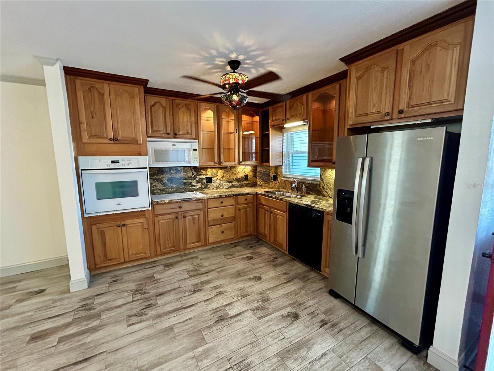 Image 7 of 61 For 2261 Swedish Drive 21