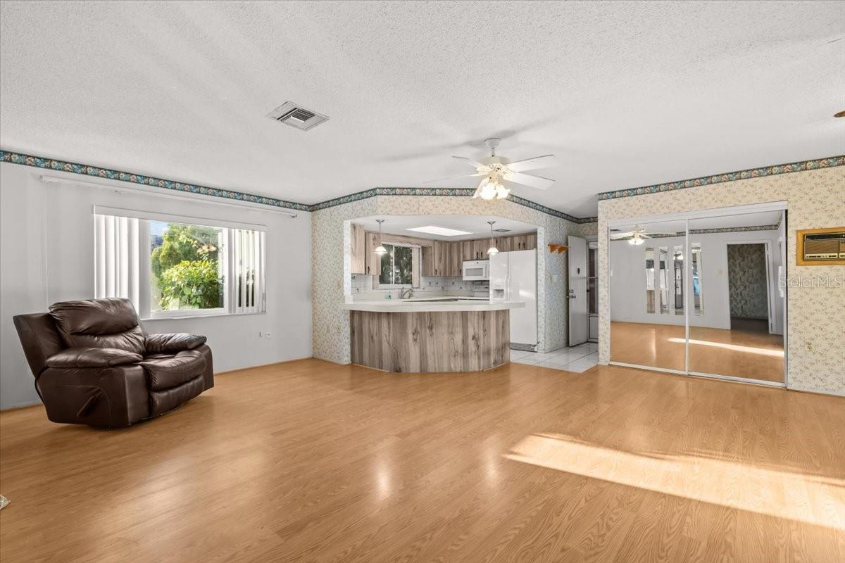 Image 17 of 49 For 7132 Bramblewood Drive