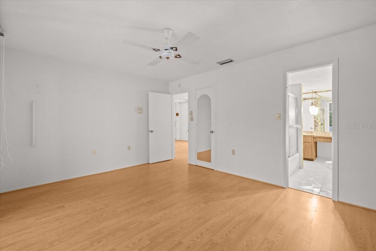 Image 25 of 49 For 7132 Bramblewood Drive