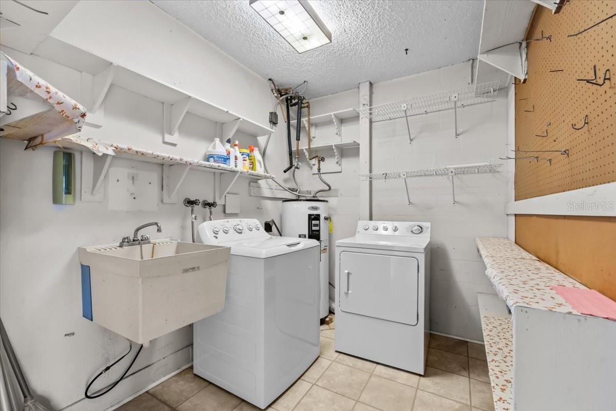 Image 42 of 49 For 7132 Bramblewood Drive