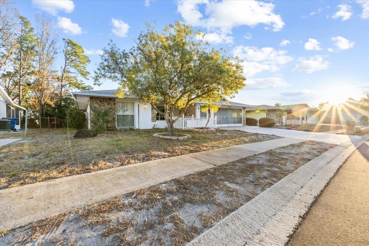 Image 5 of 49 For 7132 Bramblewood Drive