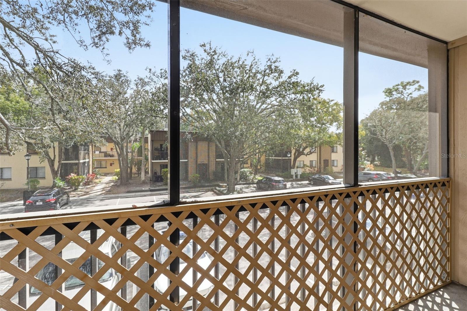 Image 18 of 24 For 11808 Raintree Lake Lane C