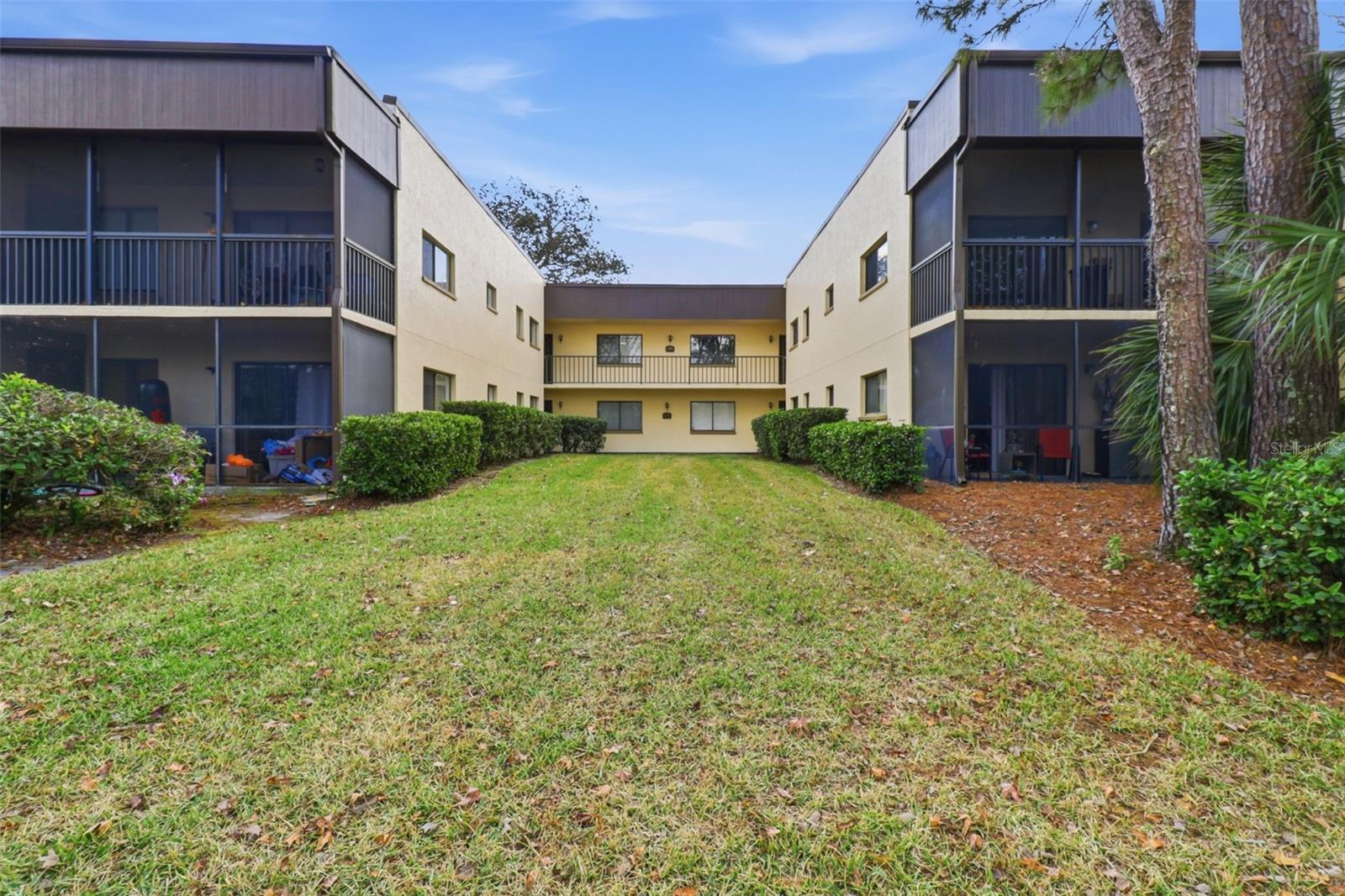 Image 22 of 24 For 11808 Raintree Lake Lane C