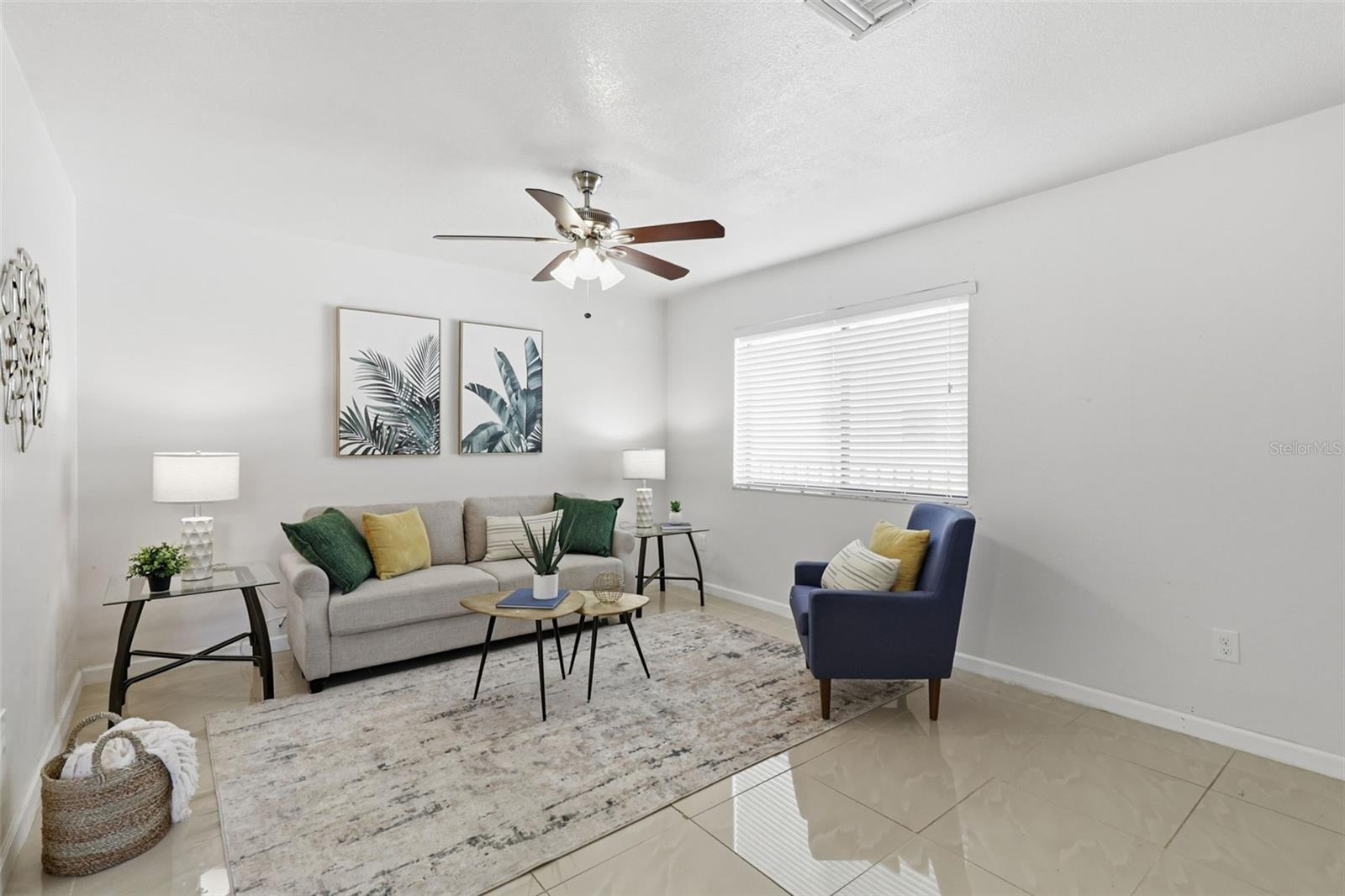 Image 4 of 24 For 11808 Raintree Lake Lane C