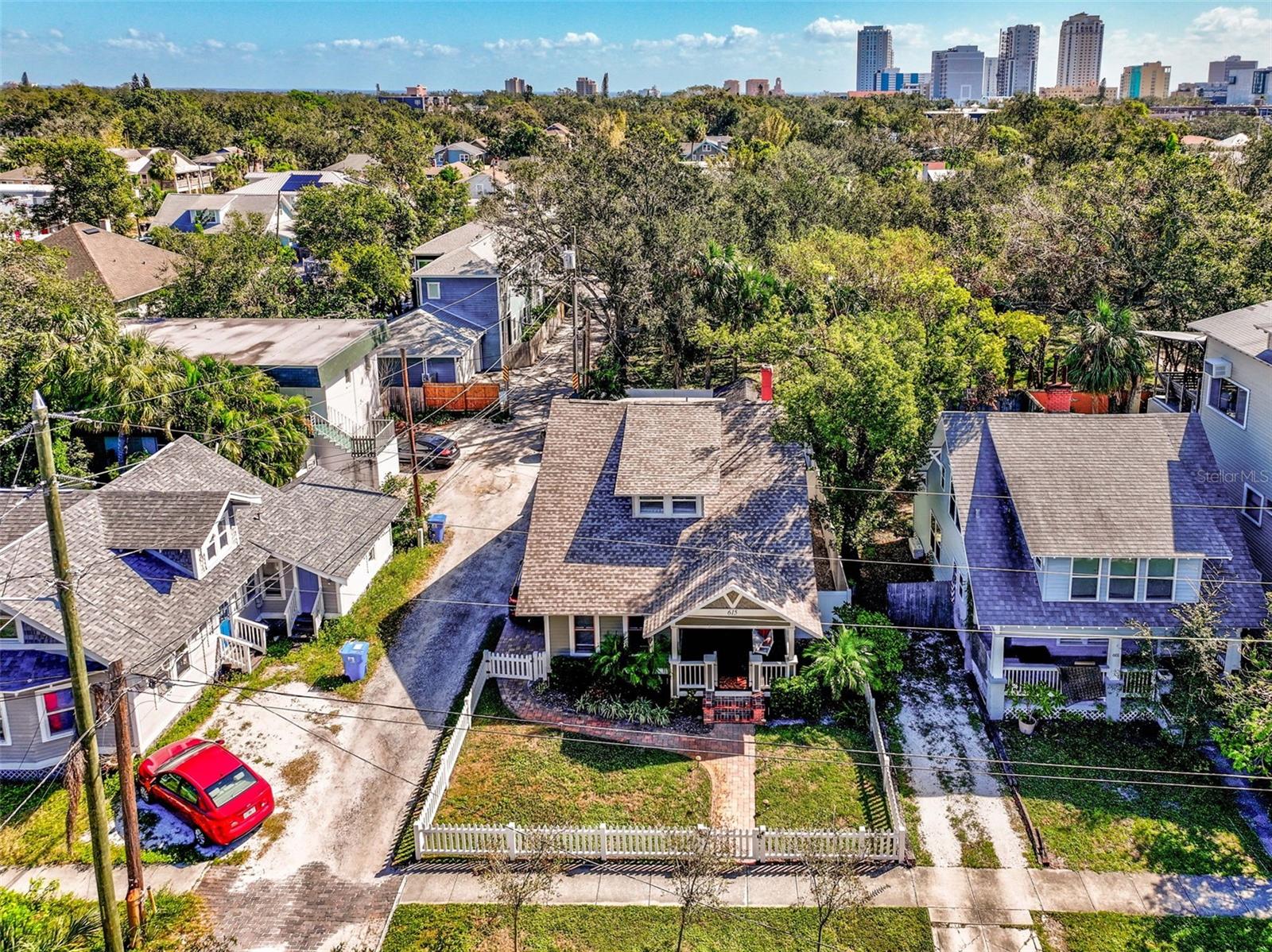 Image 30 of 36 For 615 Grove Street N