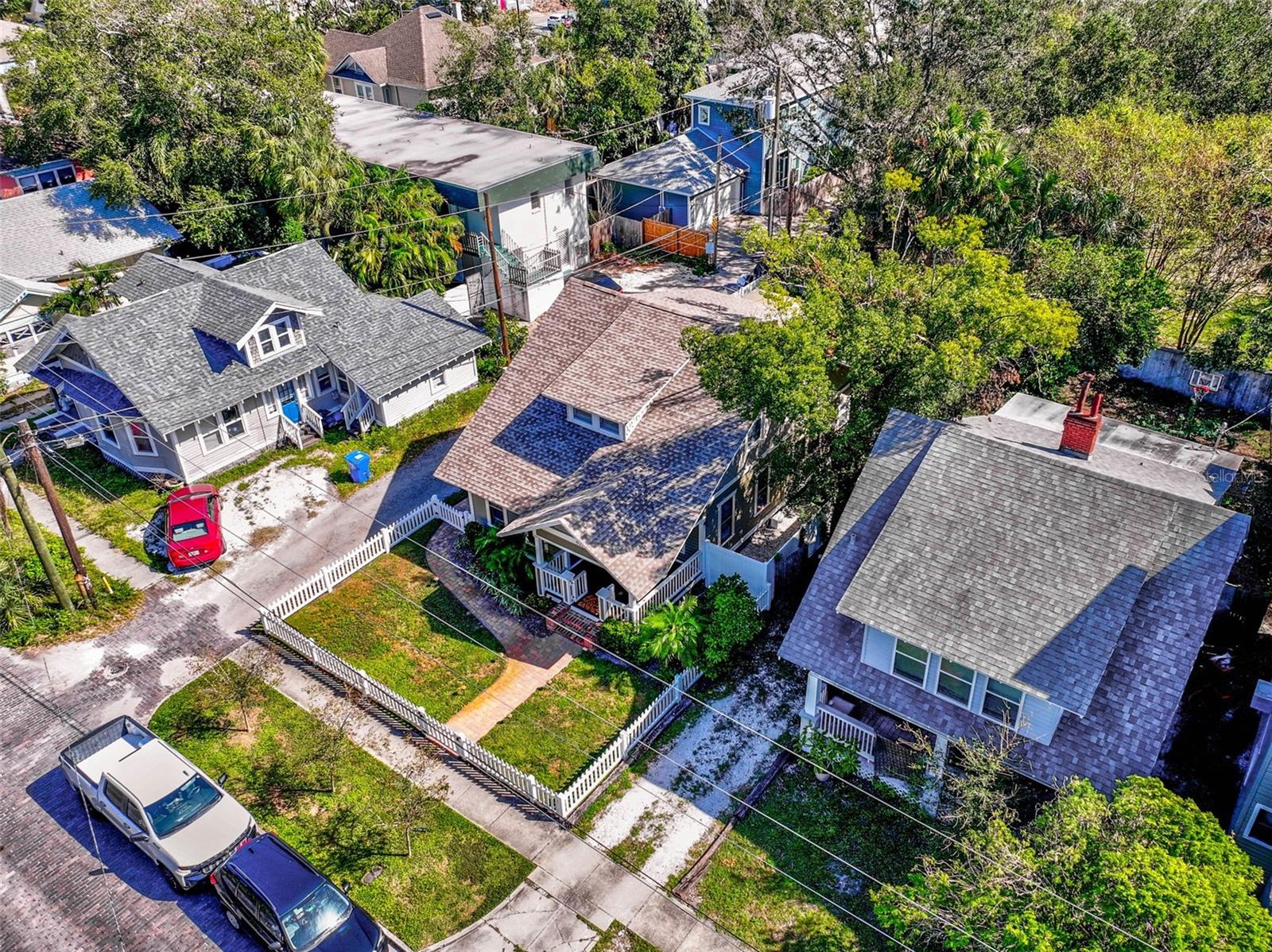 Image 32 of 36 For 615 Grove Street N