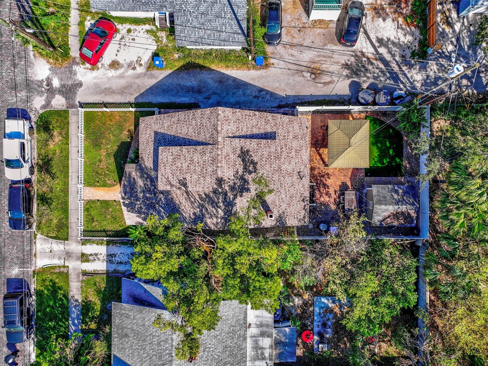 Image 33 of 36 For 615 Grove Street N