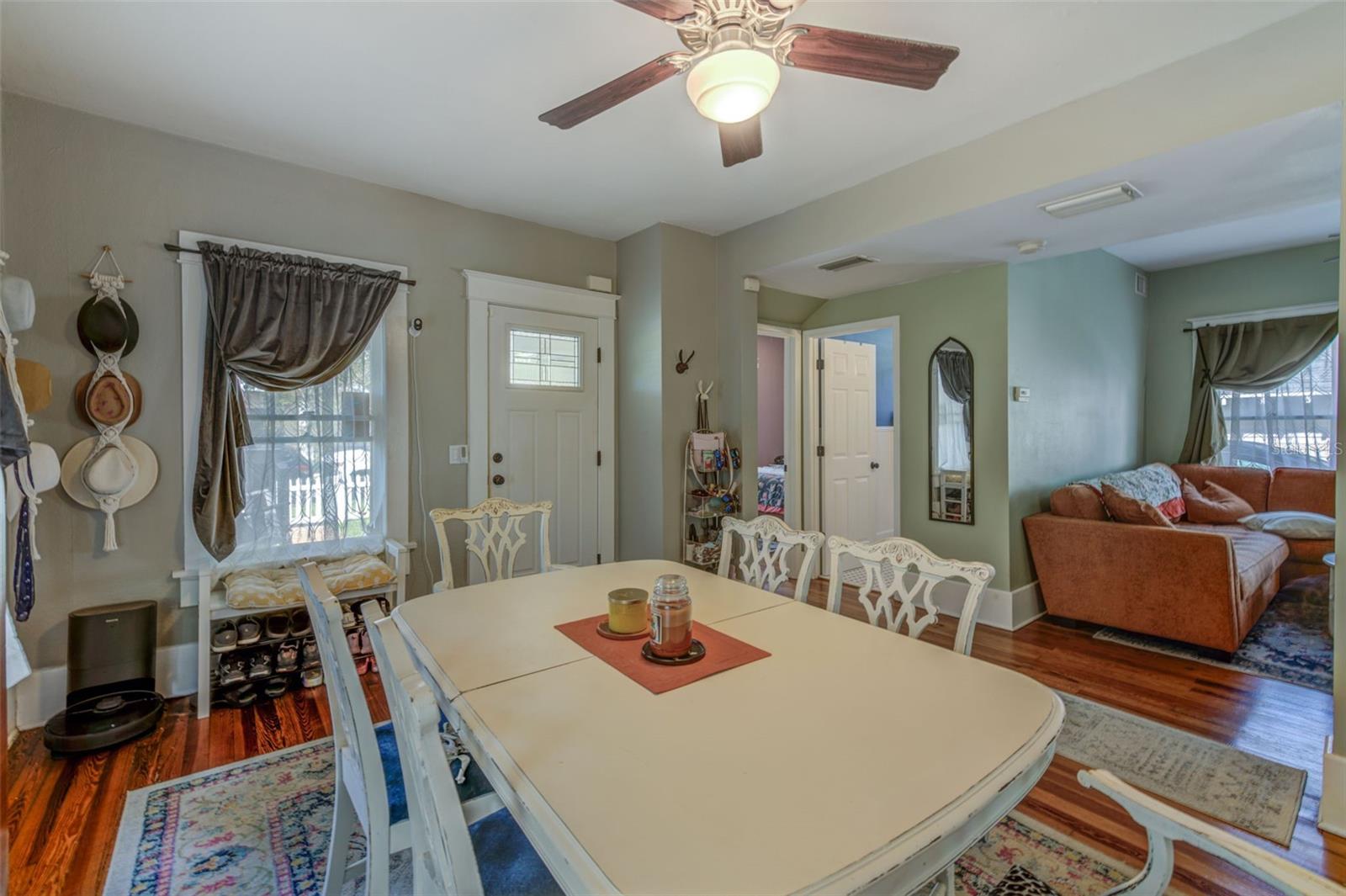 Image 8 of 36 For 615 Grove Street N