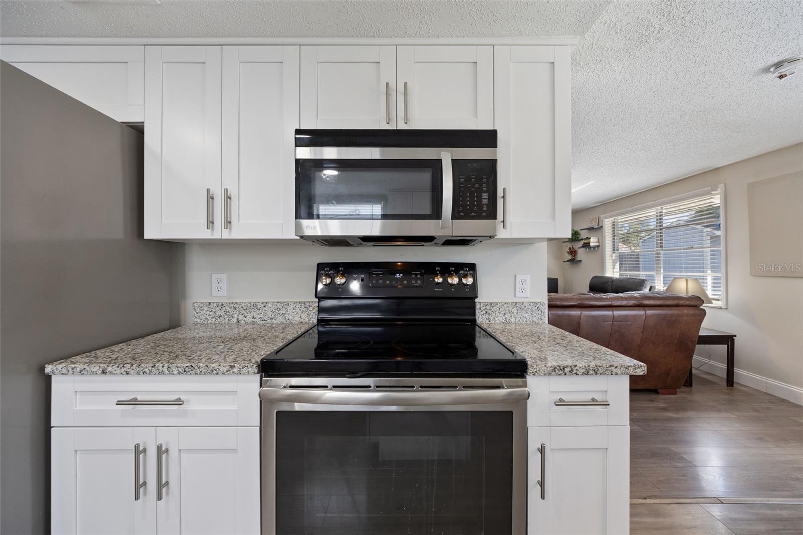 Image 15 of 39 For 7212 Lunita Court