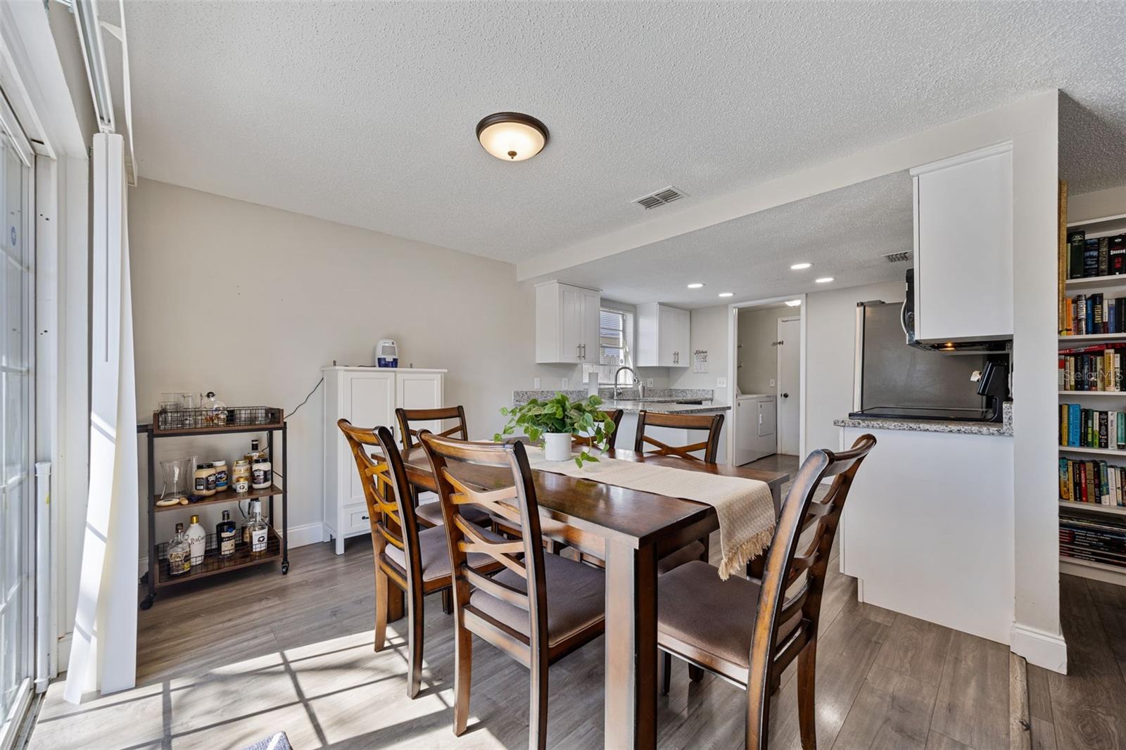 Image 20 of 39 For 7212 Lunita Court