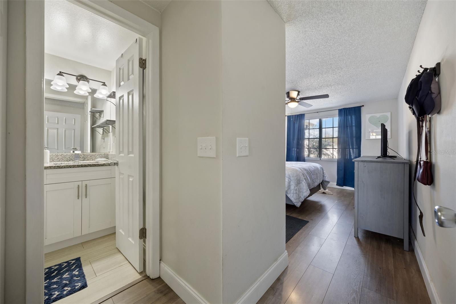 Image 24 of 39 For 7212 Lunita Court